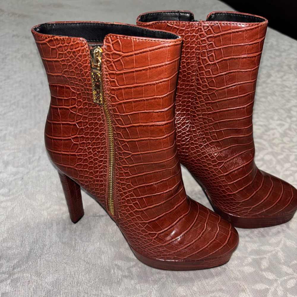 Guess Cognac Brown‎ Croc Embossed Platform Stiletto Ankle Boots 8.5
